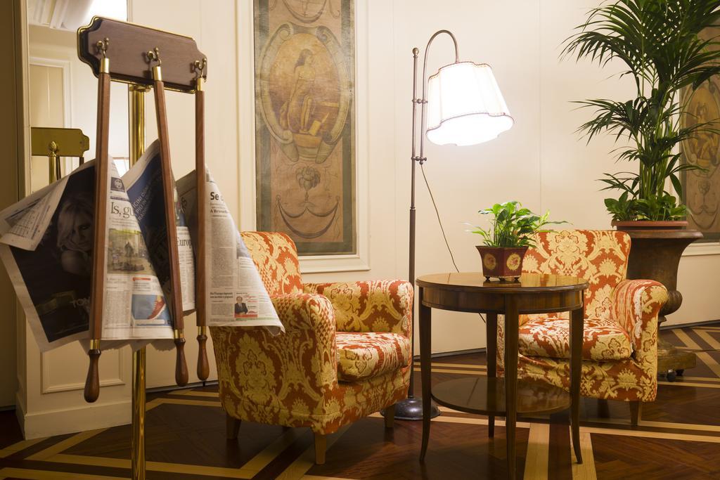 Palazzo Alabardieri Naples Luaran gambar